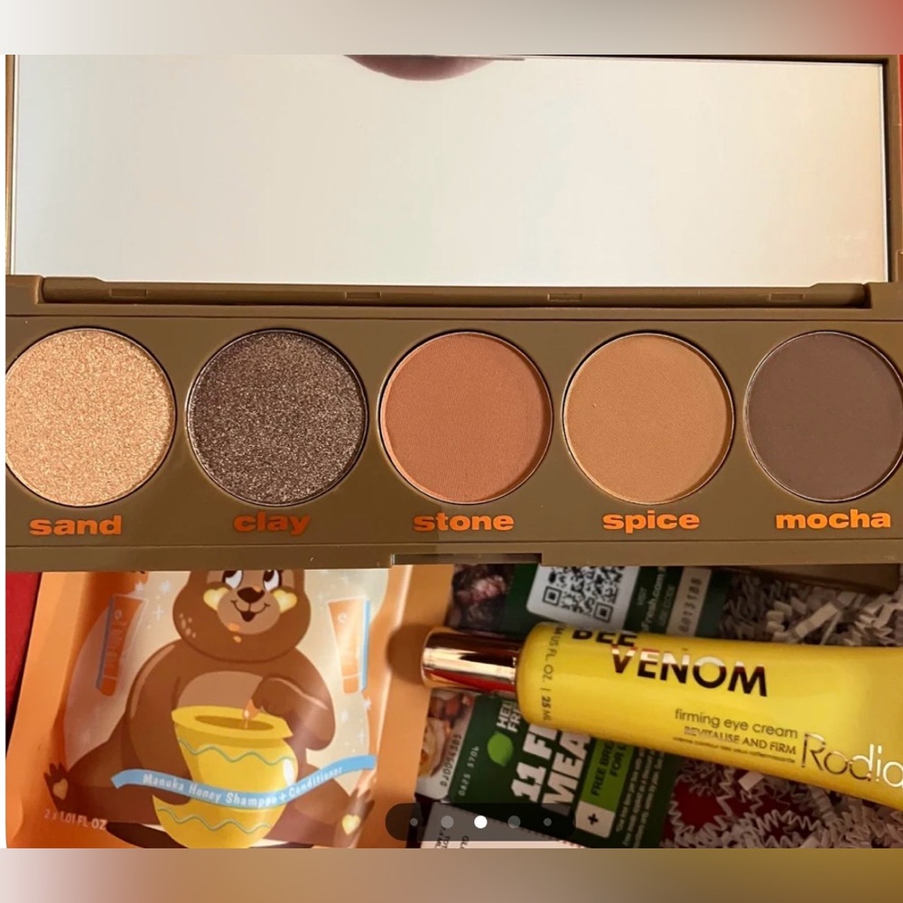 Beauty for Certain- Soft to Sculpted Contour - Picture 3 of 3